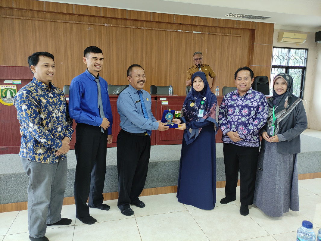 SMP Bisnis Aya Sophia Melakukan Study Banding ke SMAN CMBBS